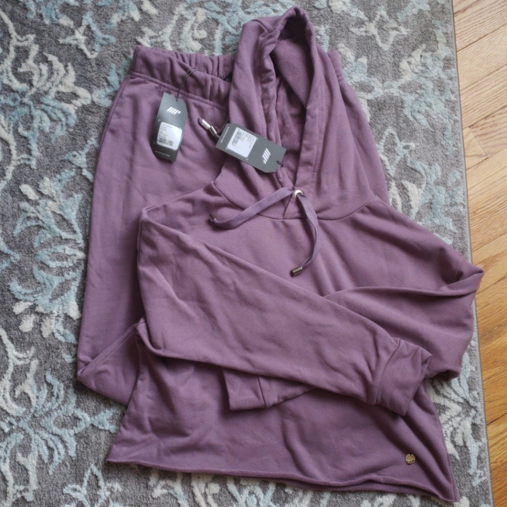 Myprotein sweatpants suit